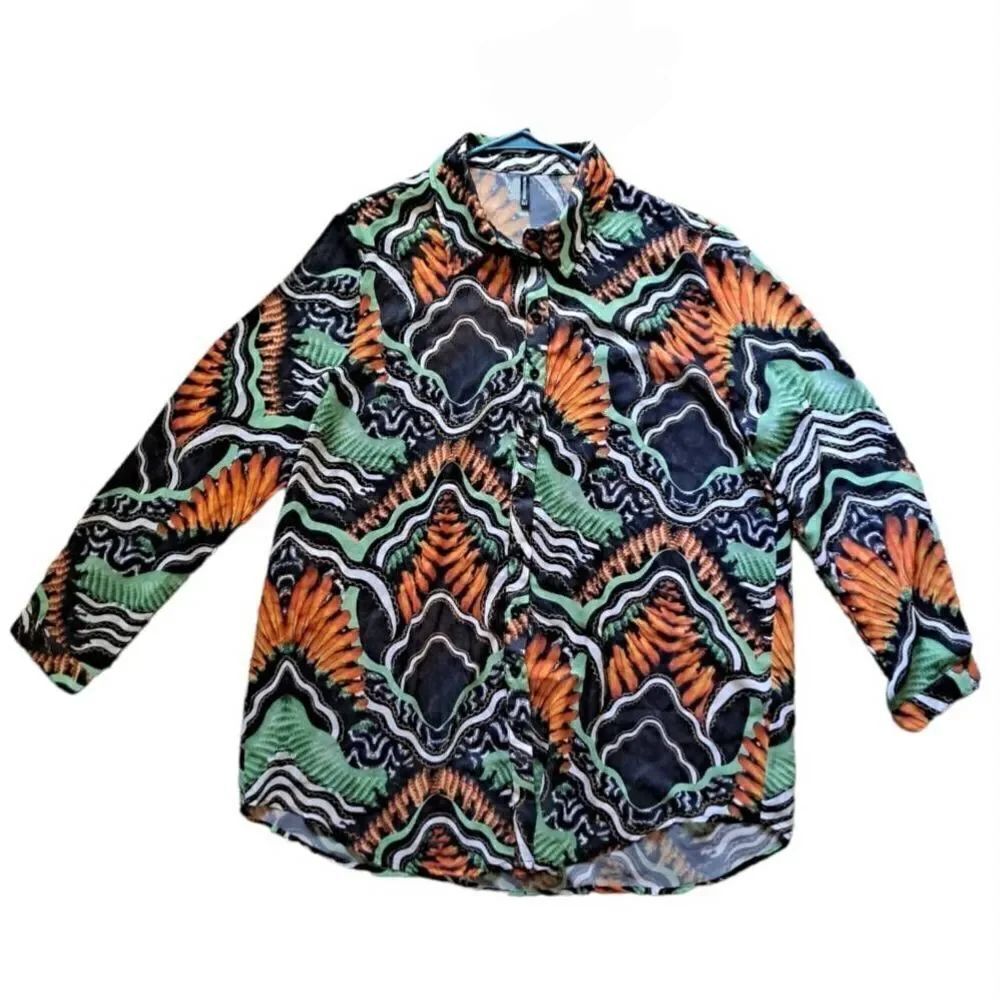 PrettyLittleThing Button Front Sheer Long Sleeved Top Tropical Green Orange Blac